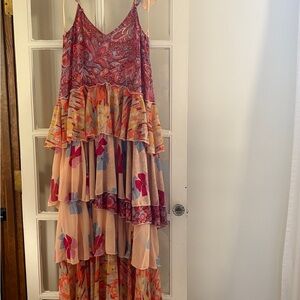 Free People Size 6 Floral Tiered Maxi Dress